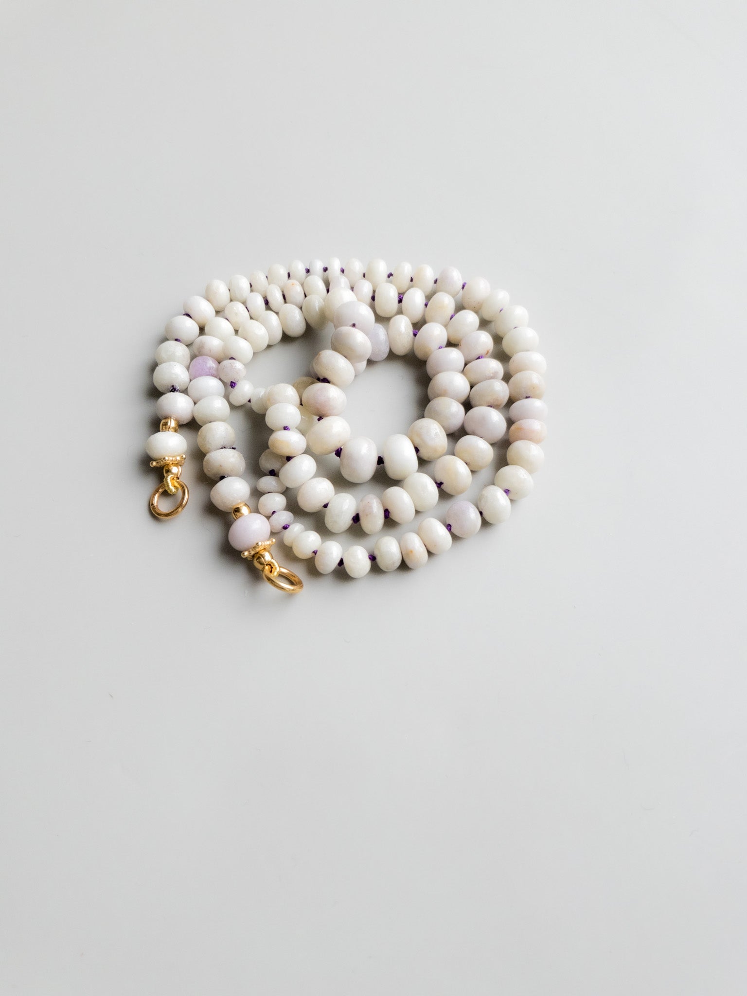 Sana Necklace - Hackmanite UV Tenebrescence - DIVYA - ShaSha Handknotted jewels Switzerland
