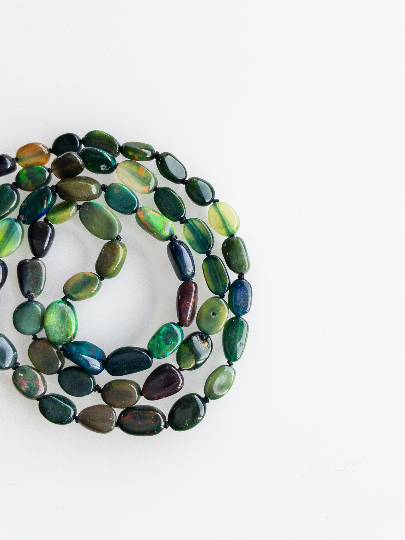 Collier en opale noire d'Éthiopie - Sana - DIVYA 