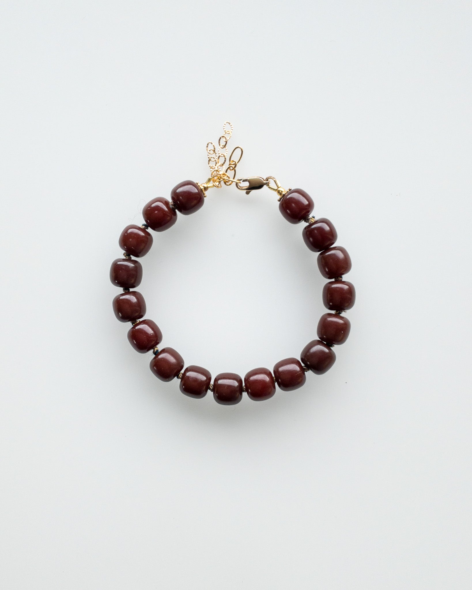 Bracelet Sangha - Perles Bodhi rouge cerise, noué à la main