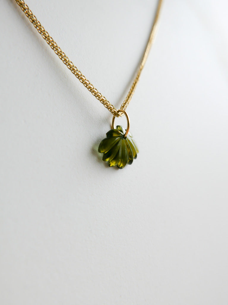 Pendentif Lotus - Tourmaline - DIVYA Symboles sacrés