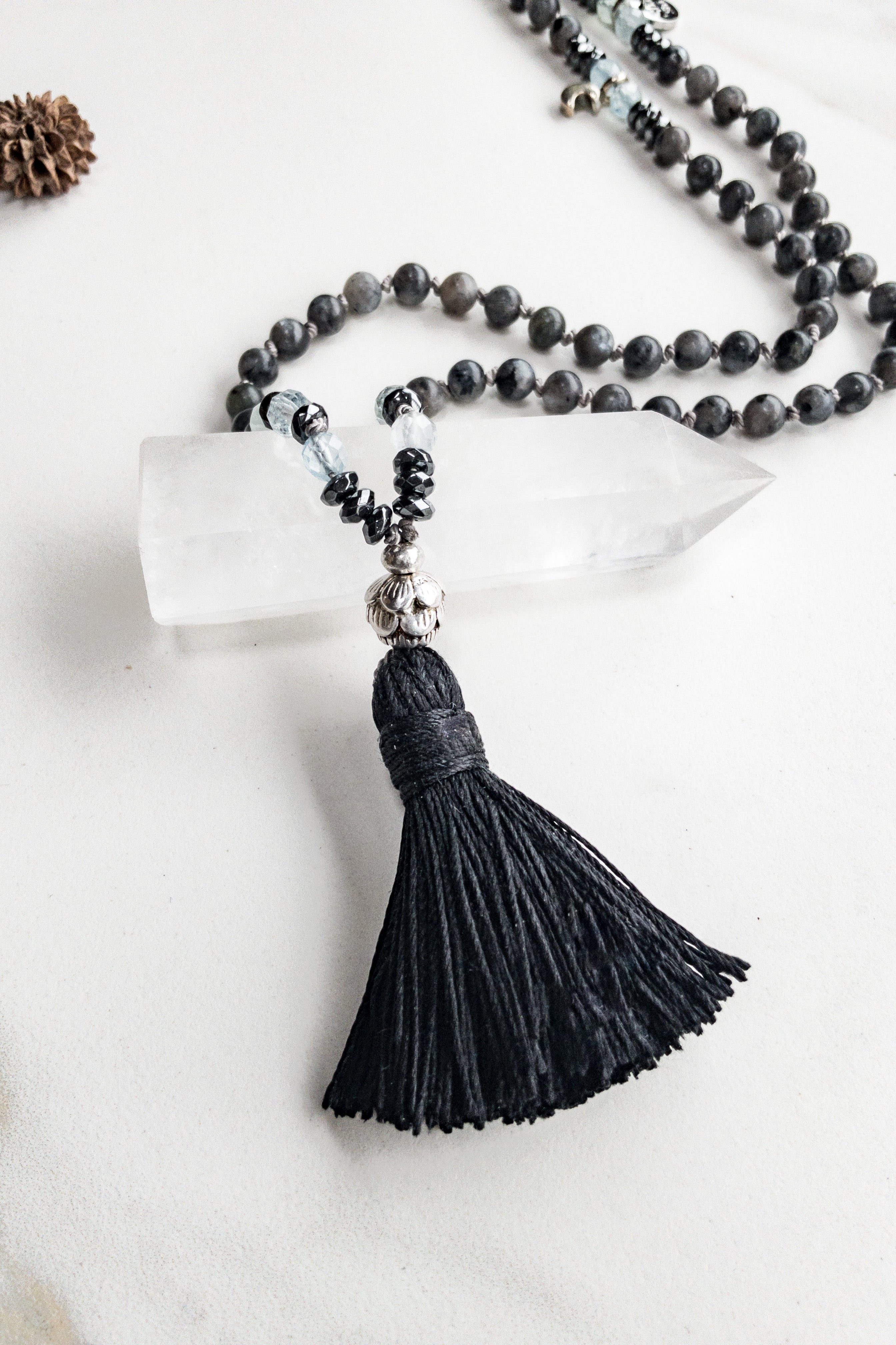 ShaSha "Roots" mini Mala - Larkivite - shashā yoga jewellery store Switzerland 